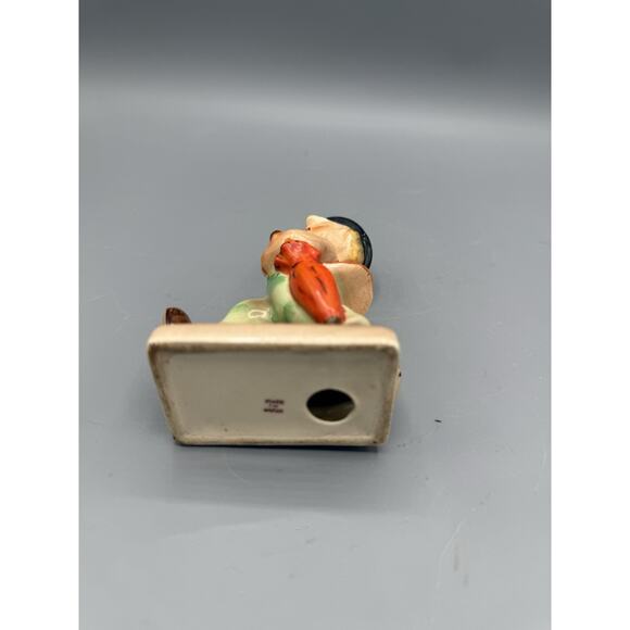 Vintage Made In Japan Porcelain Figurine Boy With Hat, Suitcase And Umbrella - Picture 5 of 7